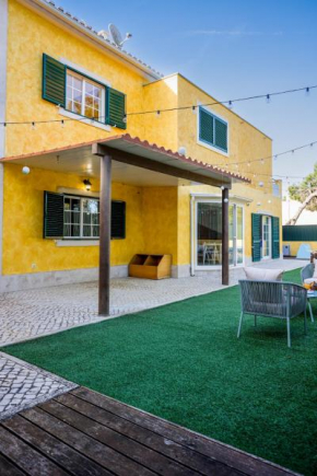 Beautiful Villa in Sunny Lagoa